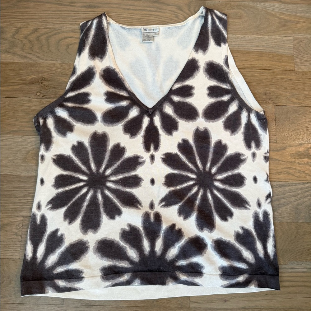 Worth Black and Gray Sleeveless Tank Top with Geometric Design
